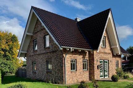 Ihr Traumhaus in Hasenkrug? - 1.950,00&nbsp;EUR Kaltmiete, ca.&nbsp; 145,00&nbsp;m&sup2;&nbsp;Wohnfl&auml;che in Hasenkrug (PLZ: 24616)