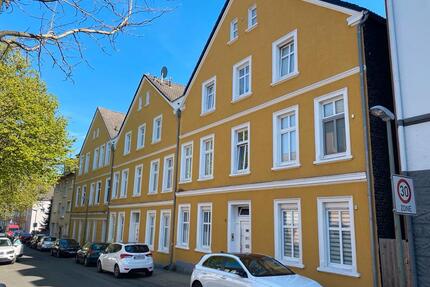 Mehrfamilienhaus Essen Kray kernsaniert Südpark Ruhr Steele