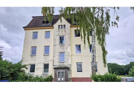 Haus zum Kaufen in Völpke 40.000,00 € 302 m²