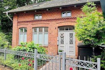 Vermietete charmante Erdgeschosswohnung mit Terrasse direkt am Hachedepark - Geesthacht