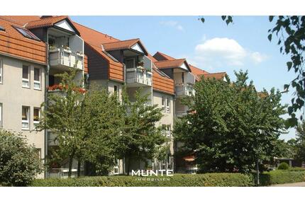 Helle Dachgeschosswohnung mit Einbauküche & Wohlfühlcharakter - Salzgitter Ortschaft Nord