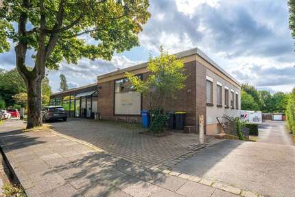 Haus zum Kaufen in Duisburg 490.000,00 € 328.5 m²