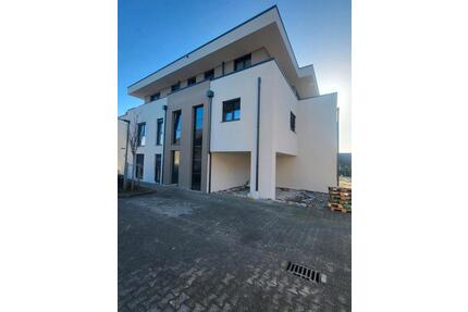 Moderne Penthousewohnung - 1.498,00&nbsp;EUR Kaltmiete, ca.&nbsp; 103,00&nbsp;m&sup2; in Paderborn (PLZ: 33106) Elsen