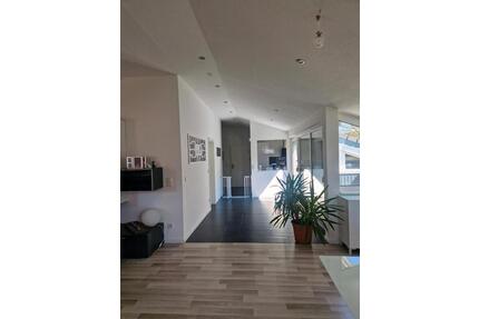 Moderne 3-Zimmer-Dachgeschosswohnung in Stadtrandlage - Geislingen an der Steige