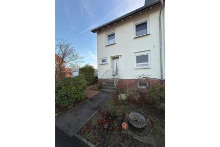 Reihenendhaus mit großem 524 m² Grundstück in Feldrandlage - Wolfsburg Alt-Wolfsburg