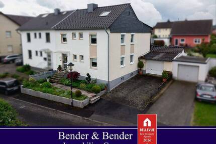 Gepflegte Doppelhaushälfte mit Platz für zwei Familien in ruhiger Wohnlage von Hennef - Hennef (Sieg)