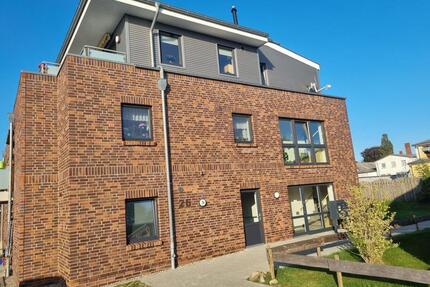 3,5-Zimmer-Terrassenwohnung mit Aufzug im Ortskern von Husby
