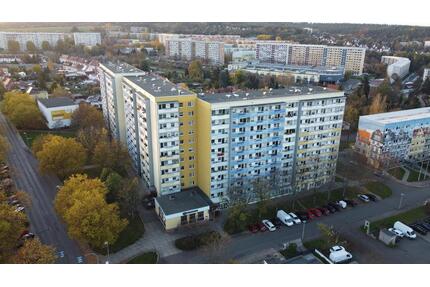 Schöne Dreiraumwohnung mit großem Balkon und Aufzug - Gera Lusan