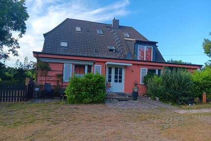 Haus zum Kaufen in Ziskow 668.000,00 € 280 m²