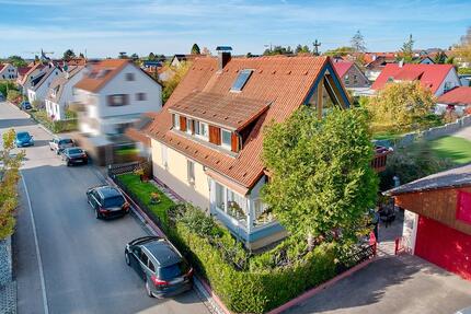 3-Zimmer-Wohnung mit Balkon und großzügiger Terrasse (auf Wunsch komplett mit Möbeln) - Weilheim an der Teck