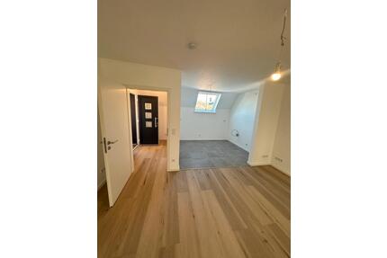 Sanierte 3- Zimmer-Wohnung mit ca. 77 qm - Lüdenscheid Othlinghausen