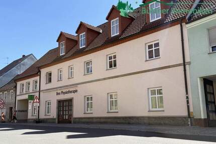 ***lukratives Mehrfamilienhaus im Herzen von Jüterbog***