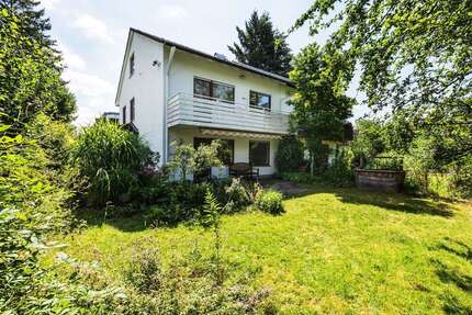 Haus zum Kaufen in München 990.000,00 € 147 m²