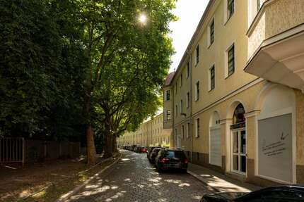 Wohnung zum Mieten in Halle (Saale) 353,00 € 47 m²
