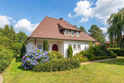 Haus zum Kaufen in Bad Zwischenahn 639.000,00 € 164 m²