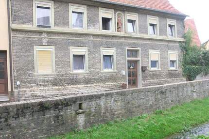 Ehemaliges Bauernanwesen - stark sanierungsbedürftig - Dettelbach