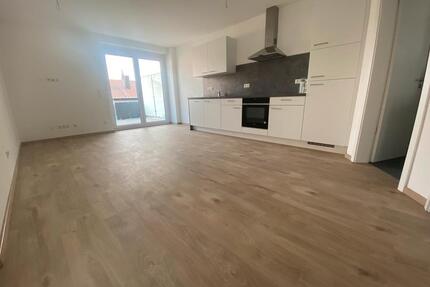 2-Zimmer-Wohnung, EBK, Balkon, Stellplatz - Hardheim