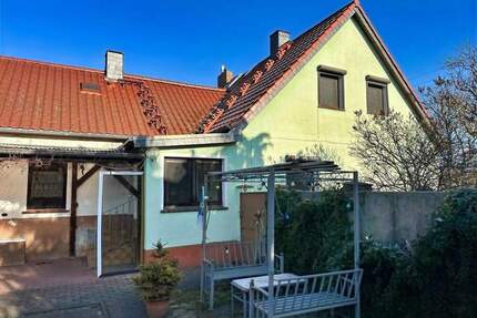 Solides Wohnhaus mit großem Naturgrundstück in bester Lage von Lebus
