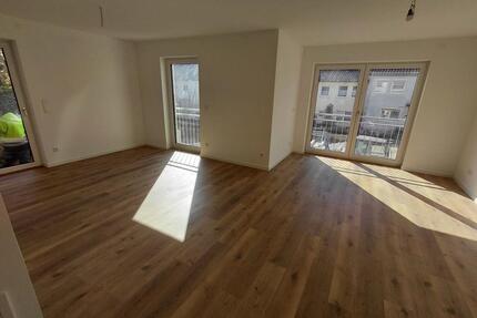 Erstbezug 3 Zimmer Erdgeschosswohnung mit Terrasse im Regensburger Norden