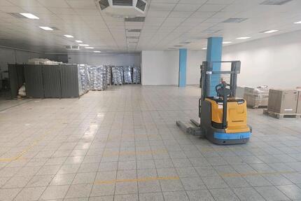 Trockene Lagerraum bis 200m2 - 6,00&nbsp;EUR Kaltmiete, ca.&nbsp; 200,00&nbsp;m&sup2; in Memmingen (PLZ: 87700)