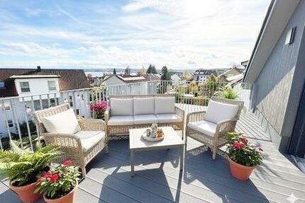 ERSTBEZUG und SEESICHT - letzte Wohnung: 4.0 Zi. Dachgeschoss mit gr. Balkon in kleiner Einheit (4 WE) - Überlingen