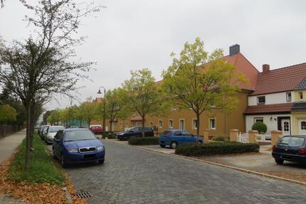 Sanierte Wohnung mit Dusche und Garten im Siedlungsgebiet - Siedlungsstraße 14 - Naumburg (Saale)