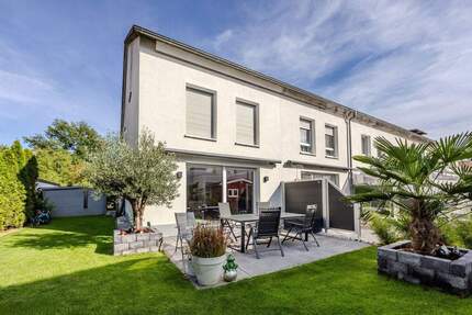 Neuwertiges REH mit gehobener Ausstattung, top Energieeffizienz, Garten, Garage u. v. m. - Maintal Dörnigheim