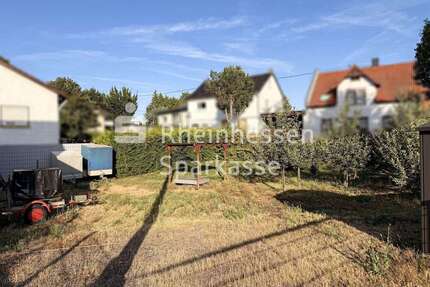 Grundstück zu verkaufen in Gau-Odernheim 150.000,00 € 451 m²