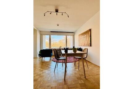 Helle und großräumige Wohnung - 950,00&nbsp;EUR Kaltmiete, ca.&nbsp; 50,00&nbsp;m&sup2; in München (PLZ: 80689) Pasing-Obermenzing