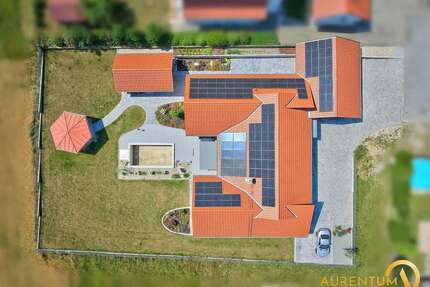 Haus zum Kaufen in Landau an der Isar 1.800.000,00 € 231 m²