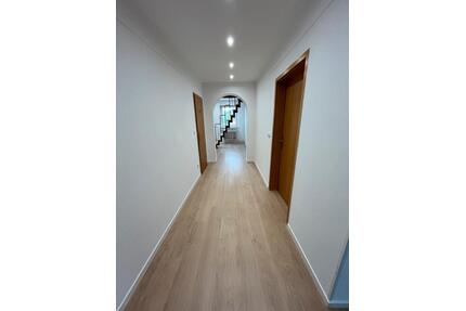 Renovierte 3-Zimmerwohnung - 1.021,00&nbsp;EUR Kaltmiete, ca.&nbsp; 79,00&nbsp;m&sup2; in Fürth (PLZ: 90768) Atzenhof