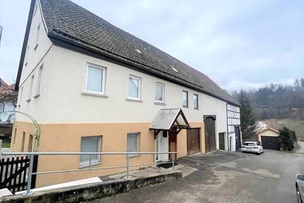 Kurzfristiges Angebot! Großes Gebäude mit vielen Zimmern und unzähligen Möglichkeiten zu verkaufen - Abtsgmünd Untergröningen