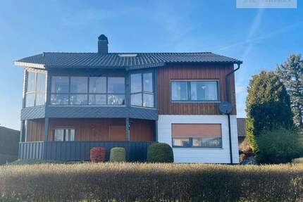 Attraktives Mehrfamilienhaus in Stockheim