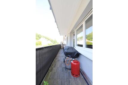 *Trier-Euren* traumhafte 2 ZKB Wohnung mit Balkon!