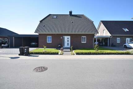 Haus zum Kaufen in Schwaan 372.000,00 € 151 m²