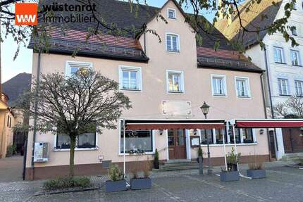 Etabliertes Wohn- und Geschäftshaus in Hersbrucks bester Lage