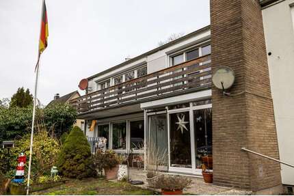 Haus zum Kaufen in Delmenhorst 297.000,00 € 286 m²