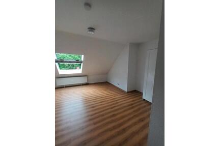 1 Zimmerwohnung (nur Studenten)!! - Homburg