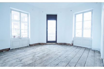 Haus zum Kaufen in Baden-Baden 950.000,00 € 500 m²