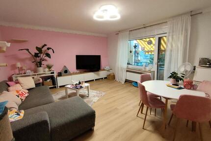 ETW in Hünxe Dorf mit 3,5 Zimmern und Balkon