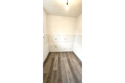 Schöne 3-Zimmer-Wohnung mit Tageslichtbad im Erdgeschoss! - Essen Stadtbezirk IV