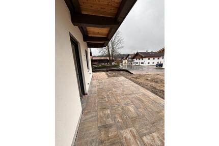 3-Zimmer EG- Wohnung mit Süd- u. West-Terrasse und Garten - Warngau