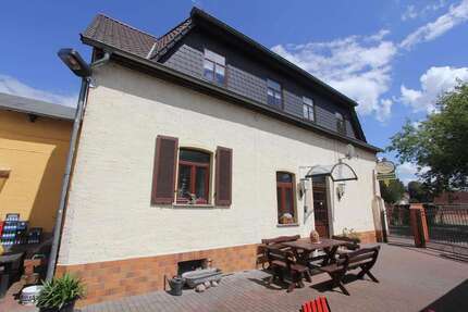 Haus zum Kaufen in Zörbig 290.000,00 € 218 m²