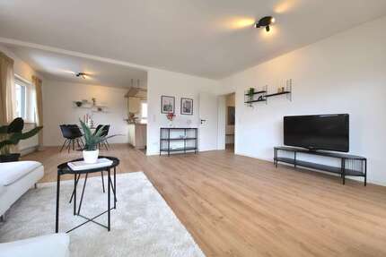 Wohnung zum Kaufen in Goldbach 439.000,00 € 97 m²