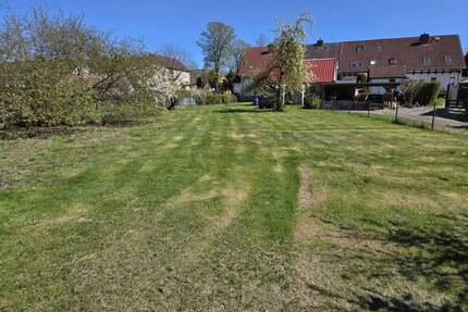 Reihenmittelhaus auf schönem und großem Grundstück in beliebter Wohnlage - Neetzow-Liepen