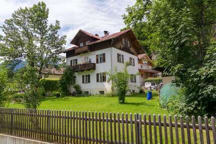 Haus zum Kaufen in Mittenwald 1.200.000,00 € 207 m²