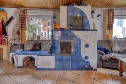 Haus zum Kaufen in Schöffengrund Schwalbach 329.000,00 € 320.78 m² - Schöffengrund / Schwalbach