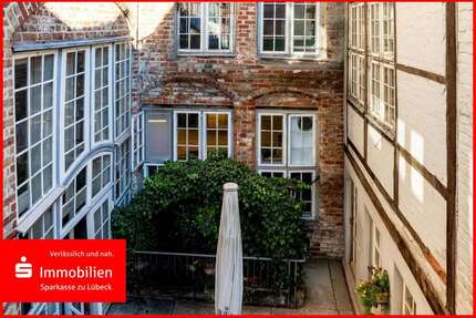 Haus zum Kaufen in Lübeck 985.000,00 € 326 m²