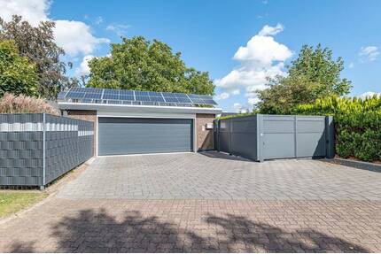 Hier bleiben keine Wünsche offen! Großer Wohntraum in familienfreundlicher Lage! - Freiburg