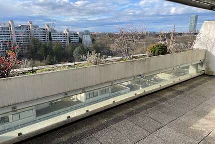 Wohnung zum Mieten in München (OLYMPISCHES DORF) 1.490,00 € 94 m²